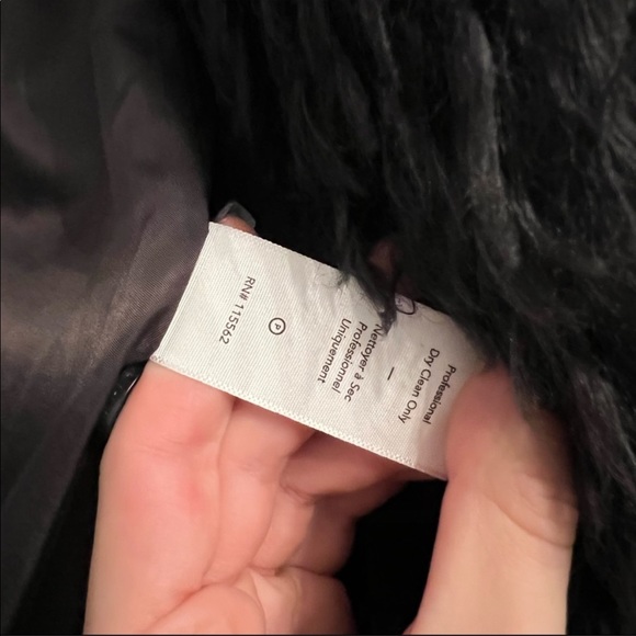 53. Elizabeth & James Iris Boyfriend Faux Fur Coat Black - Picture 5 of 7